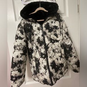 Justice Reversible Jacket jacket Puffer Black White Floral and black Faux Fur